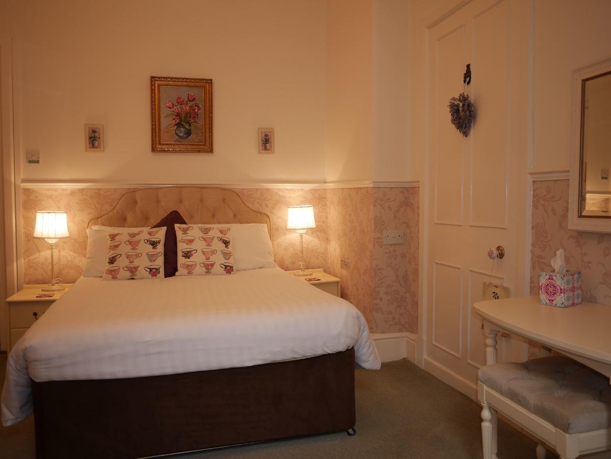 Culloden House Bed and Breakfast Westward Ho!  Exterior foto